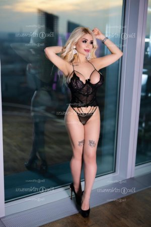Anne-catherine ts escort in Bowling Green
